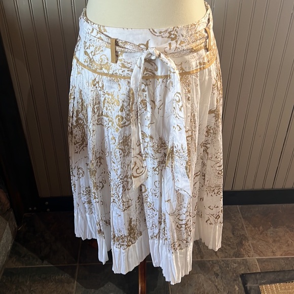 Nygard Collection Outfit - Picture 7 of 9